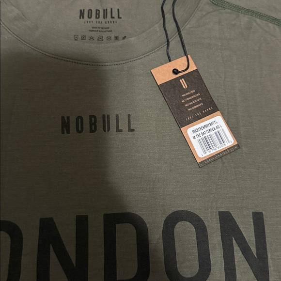 NWT NOBULL Olive London Tee - Picture 4 of 4